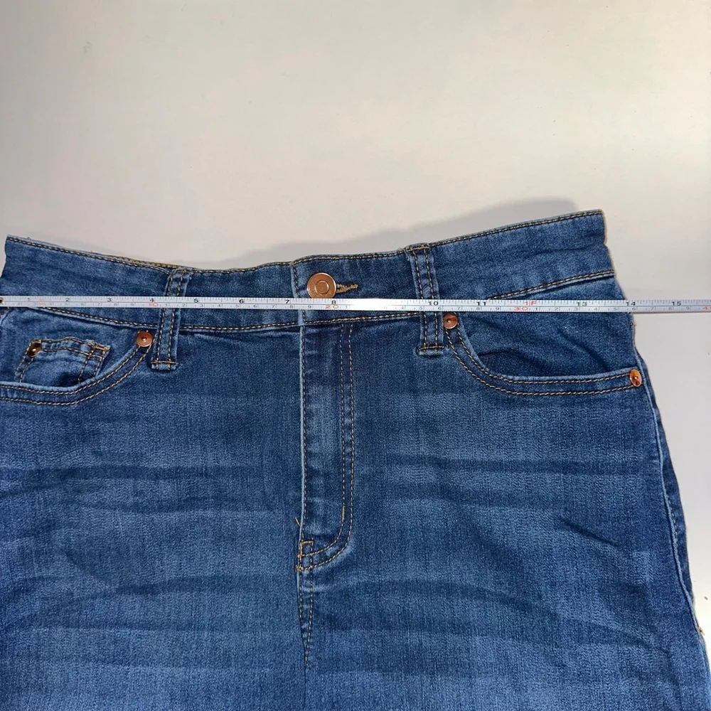 Women's Blue Skinny Jeans Size 28X26 Brown Stitch No Tag Measurements in photos